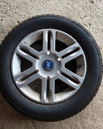 4 pneumatici da neve Bridgestone