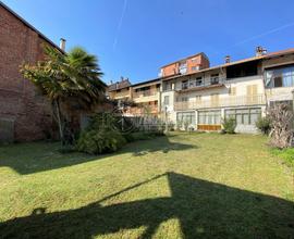 Casa indipendente con 1.500 mq di giardino