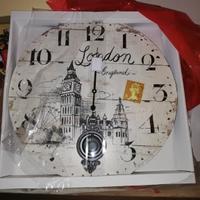 Orologio da parete a batteria. 