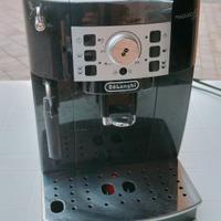 De Longhi magnifica s macchina caffè con montalatt