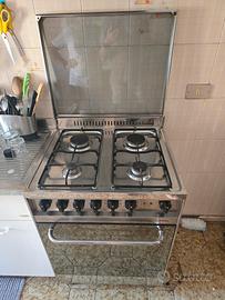 cucina a gas con forno LOFRA