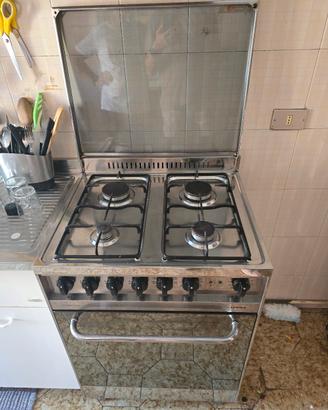 cucina a gas con forno LOFRA