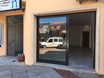 Locale commerciale Via Mons. Virgilio