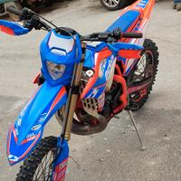 enduro beta 300 due tempi anno 2024