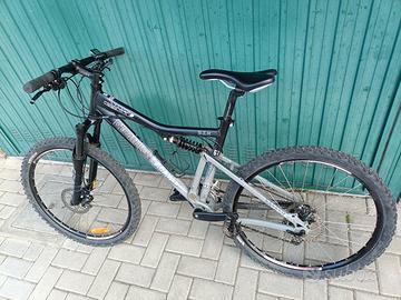 bicicletta mtb