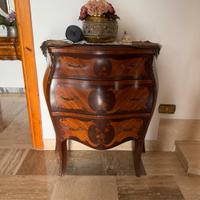 cassettiera antica 