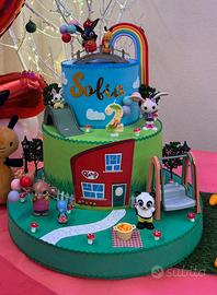 Torta scenografica realizzata a mano tema Bing
