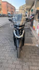 Honda SH 125 perfette condizioni in garanzia