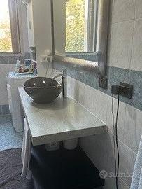 Mobile bagno pietra