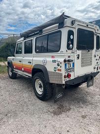 Land Rover Defender 110