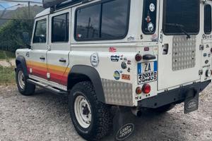 Land Rover Defender 110