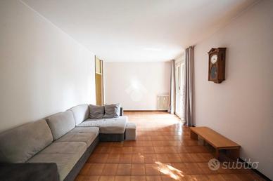 3 LOCALI A GIUSSANO