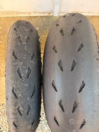 Gomme moto