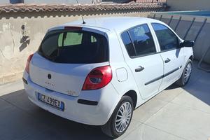 CLIO full optional 1.5dci
