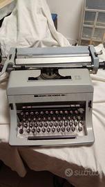 Macchina da scrivere vintage 2