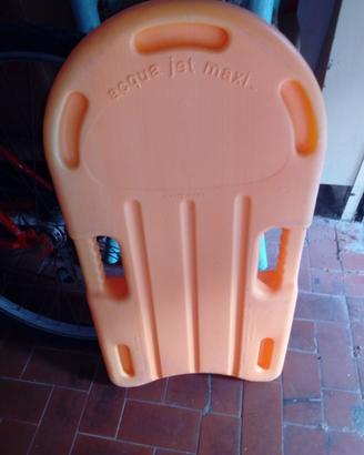 Tavoletta nuoto regalata