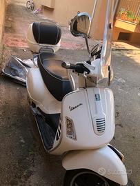 Vespa gts 300