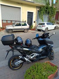 Honda forza 750