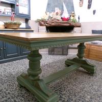 tavolo dipinto a mano