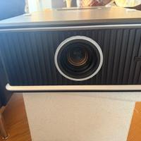 Proiettore InFocus con telo e casse
