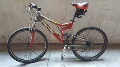 bici montanbike Golden panther con ammortizzatori 