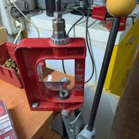 Pressa Lee per ricarica