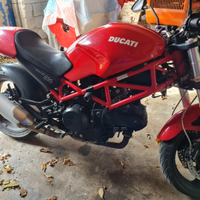 Ducati Monster 695