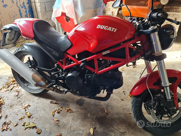 Ducati Monster 695