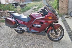 HONDA Pan European