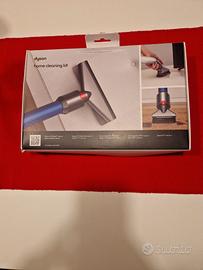 Home cleaning kit dyson v11