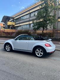 VOLSWAGEN  BEETLE CABRIOLET 2.0 TDI