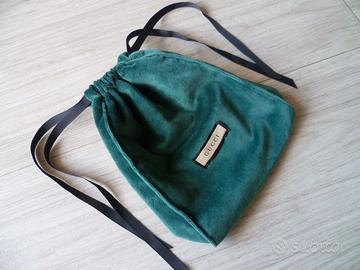 Gucci Custodia Pochette Sacca in Velluto