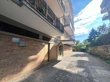 MONOLOCALE A ROMA