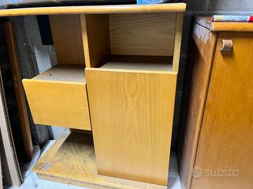 Due mobiletti come in foto