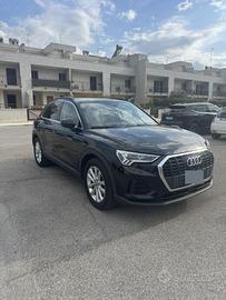 Audi Q3 35 TDI S-Tronic