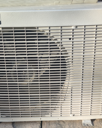 Daikin mono spit