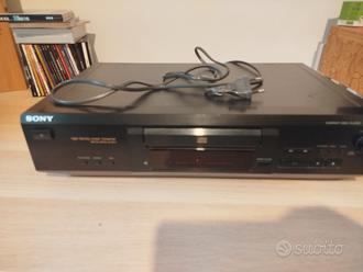 Lettore cd Sony xe 330  			