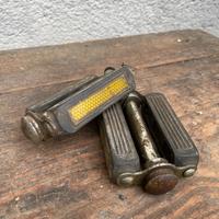 Pedali catarifrangenti per biciclette