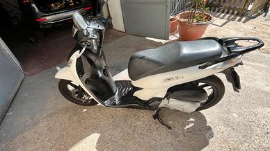 Scooter Honda SH125