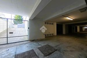 BOX A CIVITANOVA MARCHE