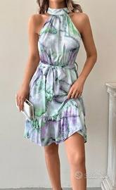 Abito elegante in raso effetto marmo bianco verde