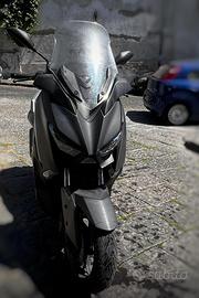 Xmax300