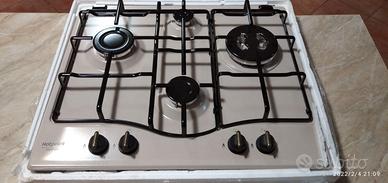 Piano cottura Ariston 4 fuochi