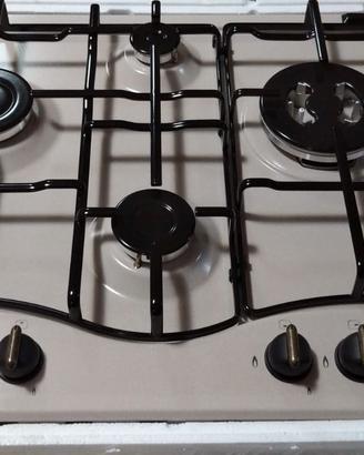 Piano cottura Ariston 4 fuochi
