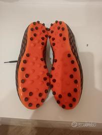 scarpe da calcio/ calcetto 