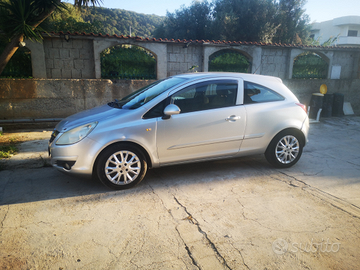 Opel Corsa 1.3 anno 2009
