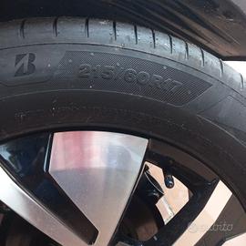  gomme 215/60/17