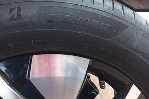  gomme 215/60/17