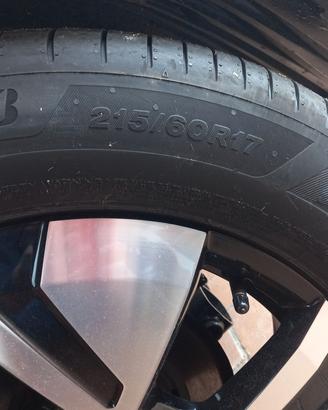  gomme 215/60/17