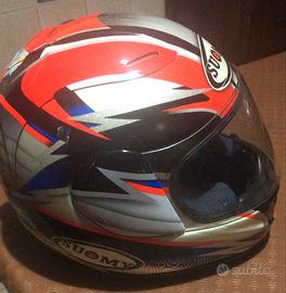 Due Caschi integrali moto Suomy e Ducati Corse